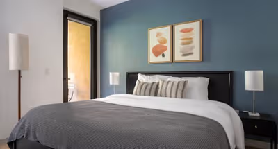 Hollywood Blvd Serviced Apartments