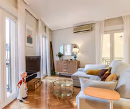 C. de Embajadores Serviced Apartment