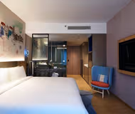 South Bridge Apartments II