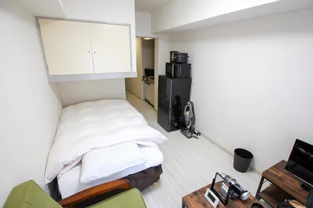 2 Chome Minamiotsuka Apartment