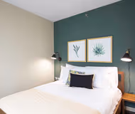 Luxury bedroom at West Washington St. #4810 Serviced Apartment, The Loop