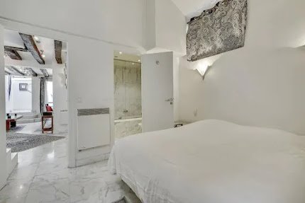 A 135M2 RARE SUPER LUXURY GEM NEAR PLACE VENDOME