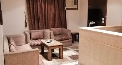Al Farazdaq Road Serviced Apartments