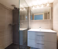 Bathroom at Avenue Kléber Serviced Apartment, Champs Elysees