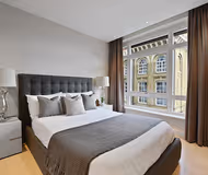 1 bedroom apartment at Vauxhall Bridge Road