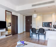 Marina Promenade One Bedroom Apartment