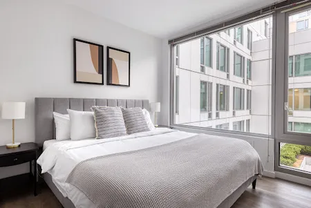 Mosso Folsom St Apartment