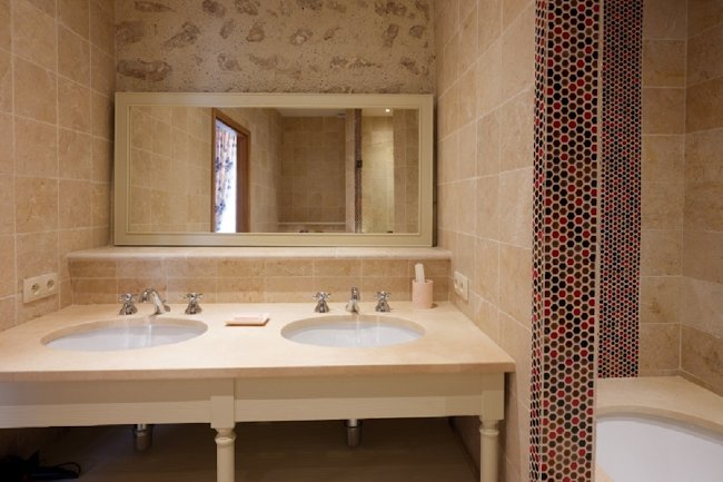 A Magical and Excessive St Remy Villa