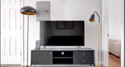E St Serviced Apartment