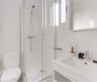 Carrer Rocafort Serviced Apartment, Barcelona