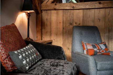 TRADITIONAL LUXURY ALPINE CHALET IN MORZINE