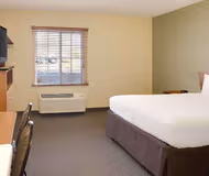 Richmond West Apartment