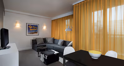 Spandauer Brucke Two Bedroom Apartment