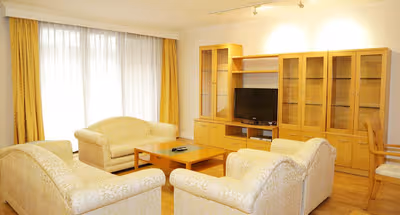 Jiangtai Rd Serviced Apartments