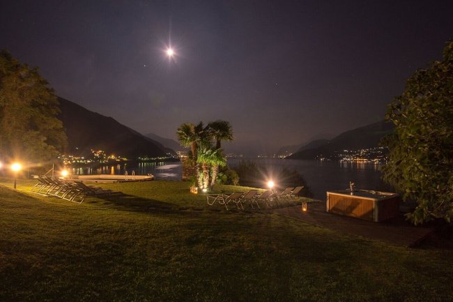 750m2 front lake Dream luxury Villa with unforgettable lake and mountain view