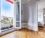ST GERMAIN LUXEMBOURG-THIS BEAUTIFUL APARTMENT AWAITS TO WELCOME YOU TO PARIS