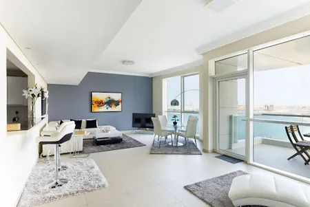 Apartment w/h Incredible Beach and Sea Views