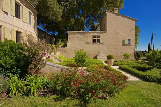 A Luxury Retreat in the Provence des Alpilles