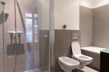 165M2 LAVISH ABODE-AVE MONTAIGNE & CHAMPS ELYSEES