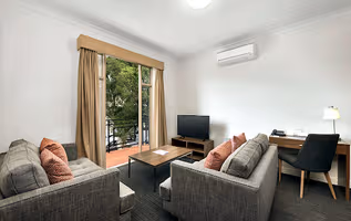 Quest Dandenong Apartment in Melbourne