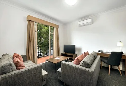 Quest Dandenong Apartment in Melbourne