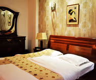 Simplistic living area in Safdarjung Serviced Apartment-New Delhi