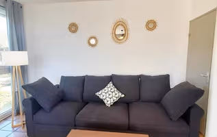 VELASQUEZ Serviced Apartment