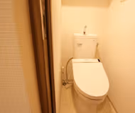 Furo-Cho Studio Apartment