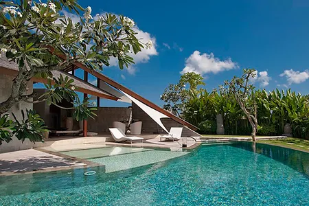 Exceptionally Stylish Pool Villa Near Petitenget Beach