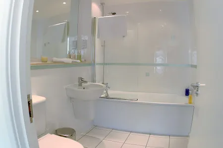 Baddow Road Apartment