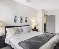 West Wilson Ave Serviced Apartment