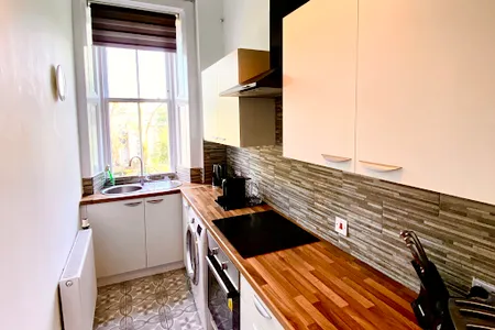 Anchored | Homely Apartment in Historic Centre