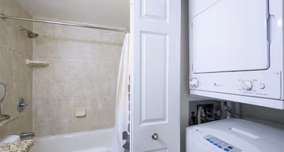 4801 Fairmont Avenue Unit 311