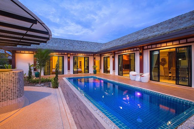 Charming Villa In Rawai Beach