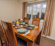 Sargeson Apartment