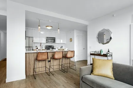 Point Plaza Apartment