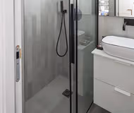 Bathroom - 2 bed apartment