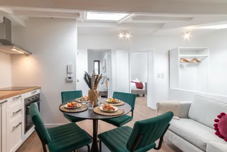 Enseignement  Serviced Apartment