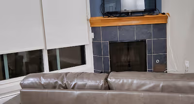 </div>Cozy and well furnished loft apartment in Eau Claire living room