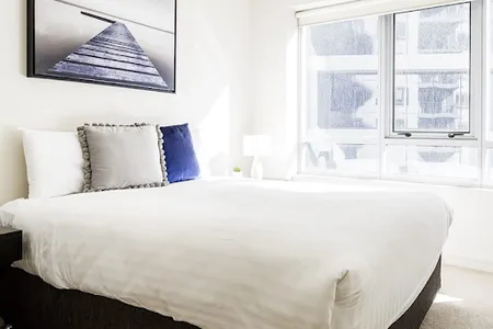 North Sydney Serviced Apartments