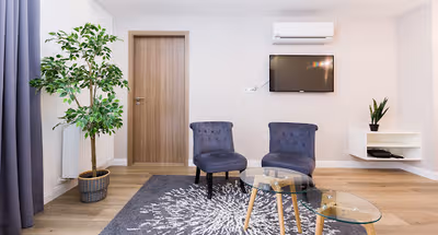 Vagabond Broadway IV