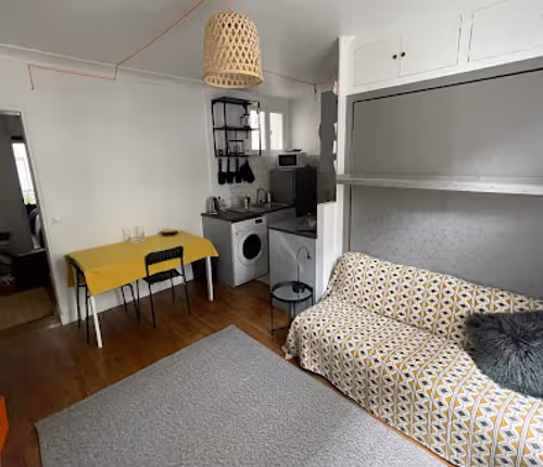 Living room at WR - Truffaut