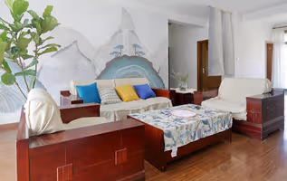 Yinghua Road Apartments