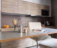 A BIT OF GLAMOUR NEXT TO SAINT PHILIPPE DU ROULE