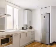 Malasaña Wooden Touch Serviced Apartments