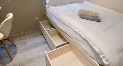 Bonham Strand West Apartments