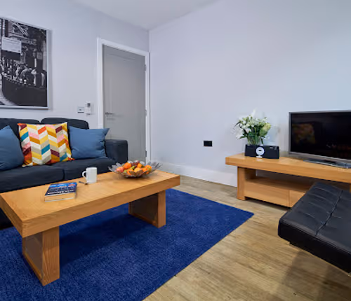 Great Tower Street Apartments