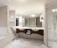 Jianguomenwai Street Apartments