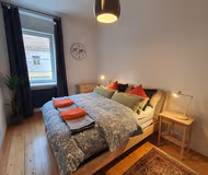 Double bed bedroom at Central Graz Apartments
