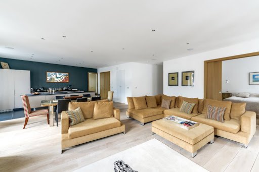 Elegant and Luxurious Chalet in the Center of Chamonix